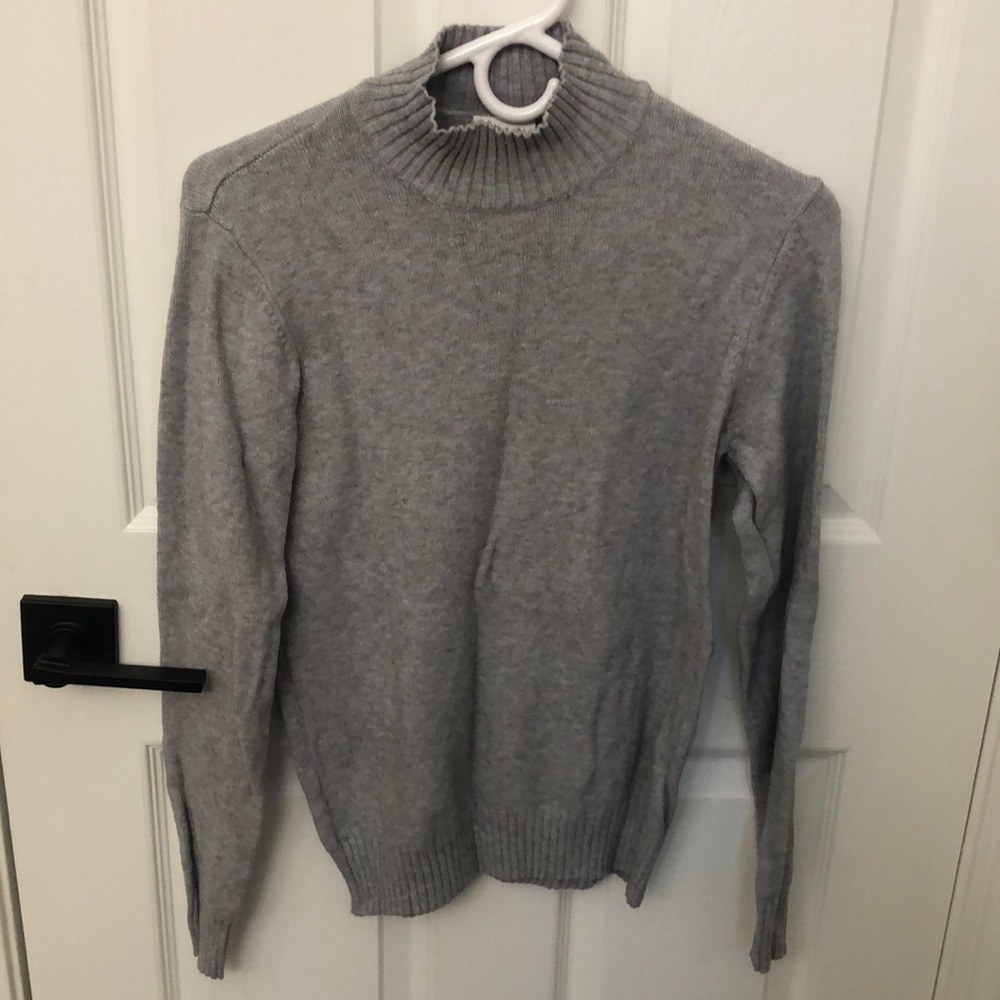 MOCKNECK GRAY VILA SWEATER!